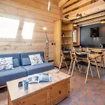 Modern For 5 People, Mountain, Town Center Touring * Chamonix
