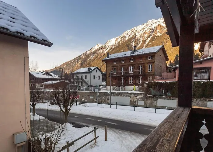 Modern For 5 People, Mountain, Town Center Touring * Chamonix